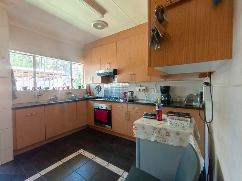 !Elegant, Beauty in Construction! - Photo 6