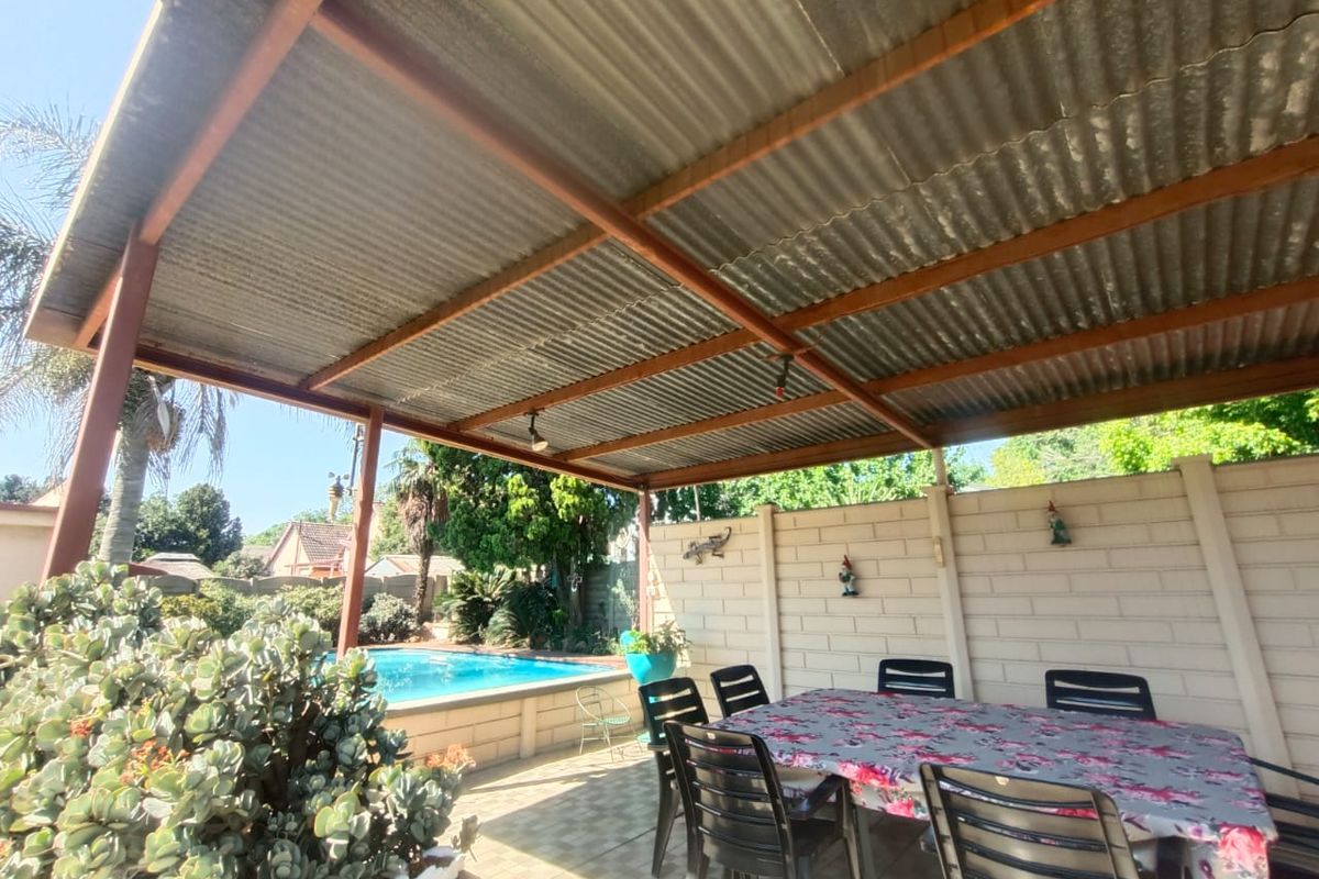 !Elegant, Beauty in Construction! - Photo 2