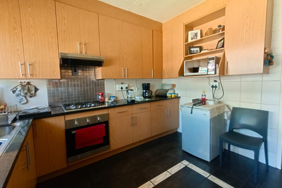 !Elegant, Beauty in Construction! - Photo 5