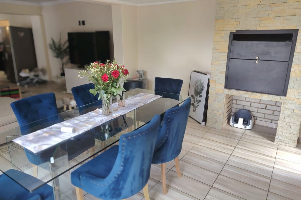 Elegant 4 Bedroom Duplex Cluster Home for Sale in Secure Estate in Ravenswood, Boksburg - don't miss - Photo 3