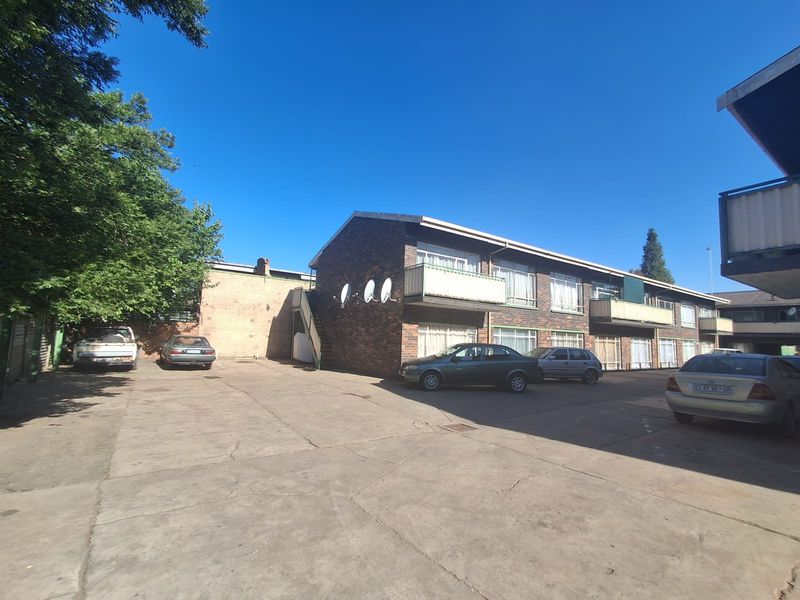 2  Bedroom Apartment in Vereeniging Central. - Photo 9