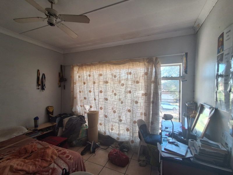 2  Bedroom Apartment in Vereeniging Central. - Photo 7