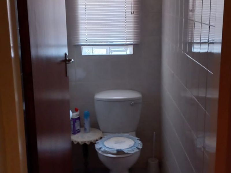 Retirement Village Unit For Sal – Age 50+ - Photo 7