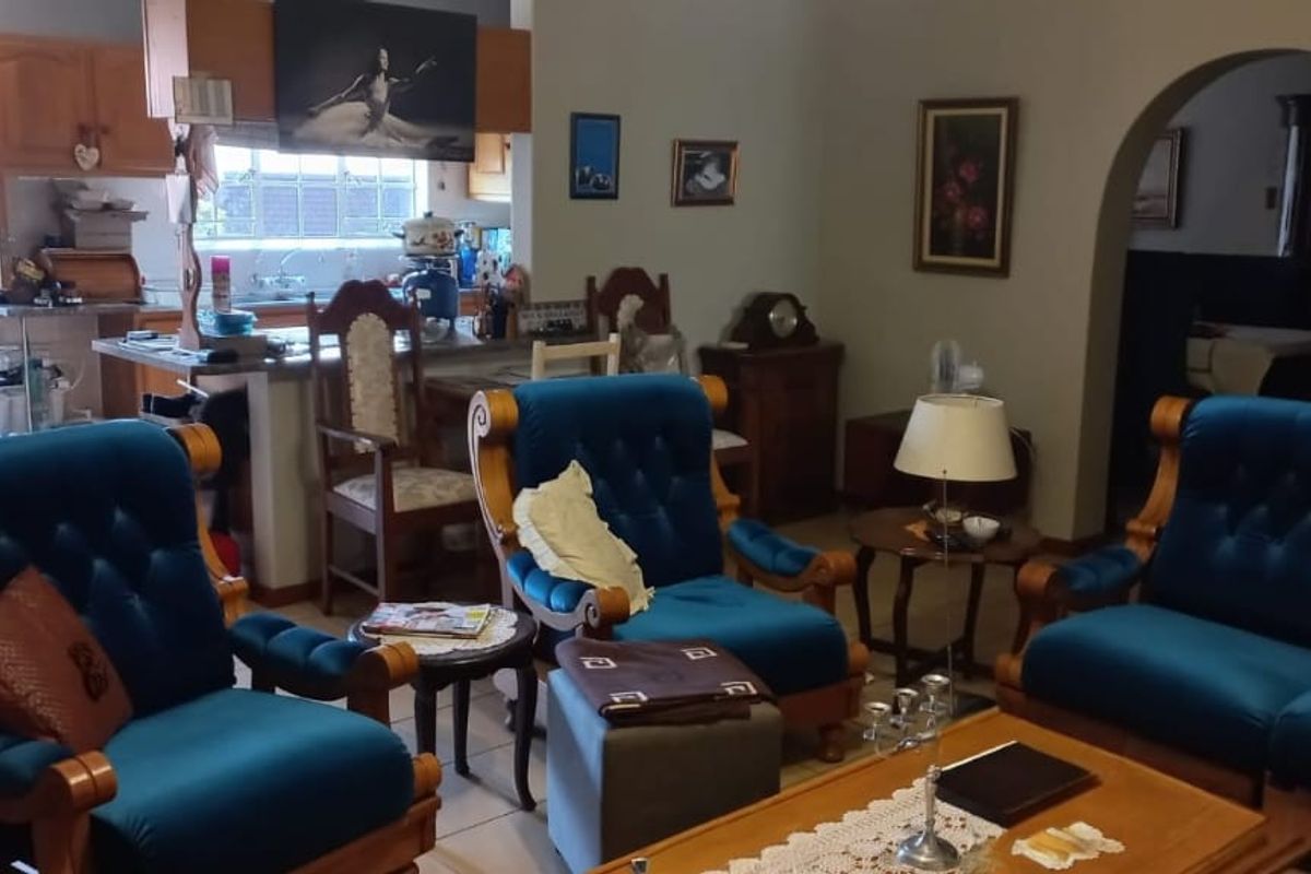 Retirement Village Unit For Sal – Age 50+ - Photo 2