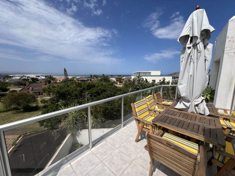 Prime Coastal Investment with Sea Views & Income Potential - Photo 2