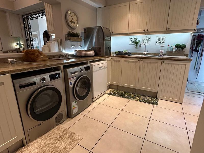 Exclusive Coastal Living with Breathtaking Sea Views and Income Potential - Photo 9