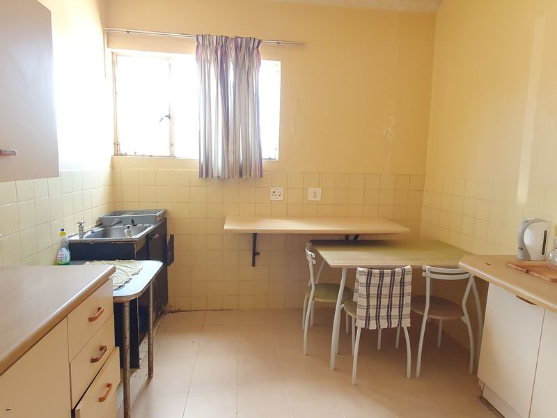 Investor’s Dream in Upper Central – Endless Potential Awaits! - Photo 9