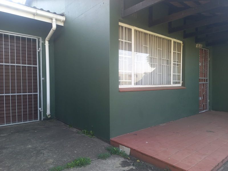 Charming 3-Bedroom Home for Sale in Esikhawini - Photo 8