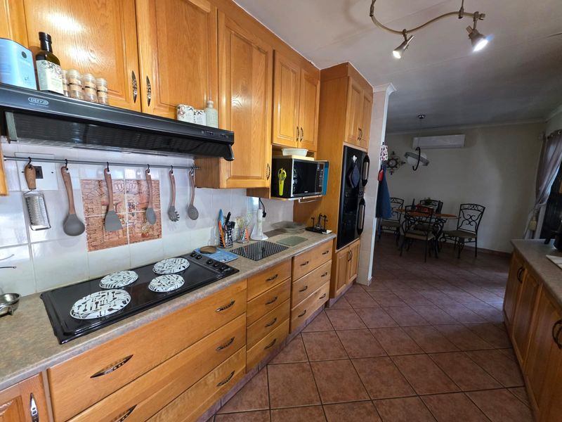 Very Neat House for Sale in Waldrift! - Photo 7