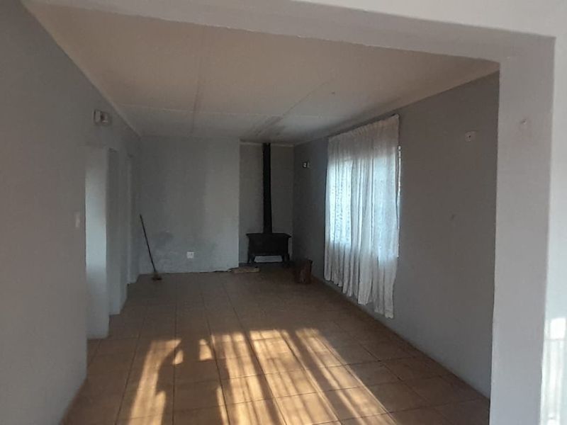 River property, Opportunity for developers, offering expansive space (2552m2) - Photo 6