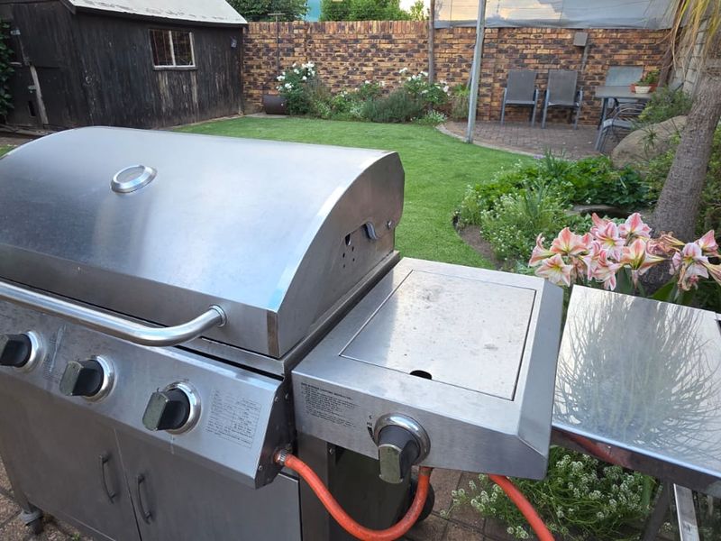 Modern 3-Bedroom Townhouse with Study in SE1. - Photo 3