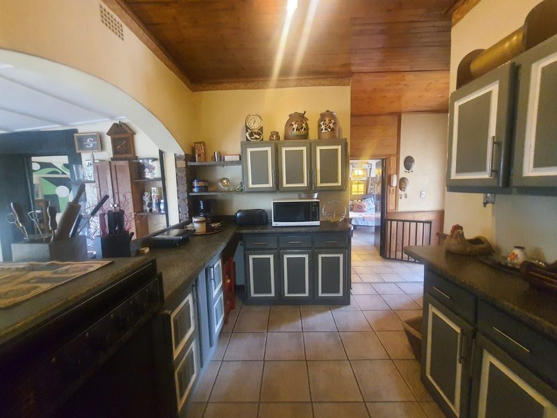 Perfect Buy In Flora Gardens For An Amazing Price. - Photo 10