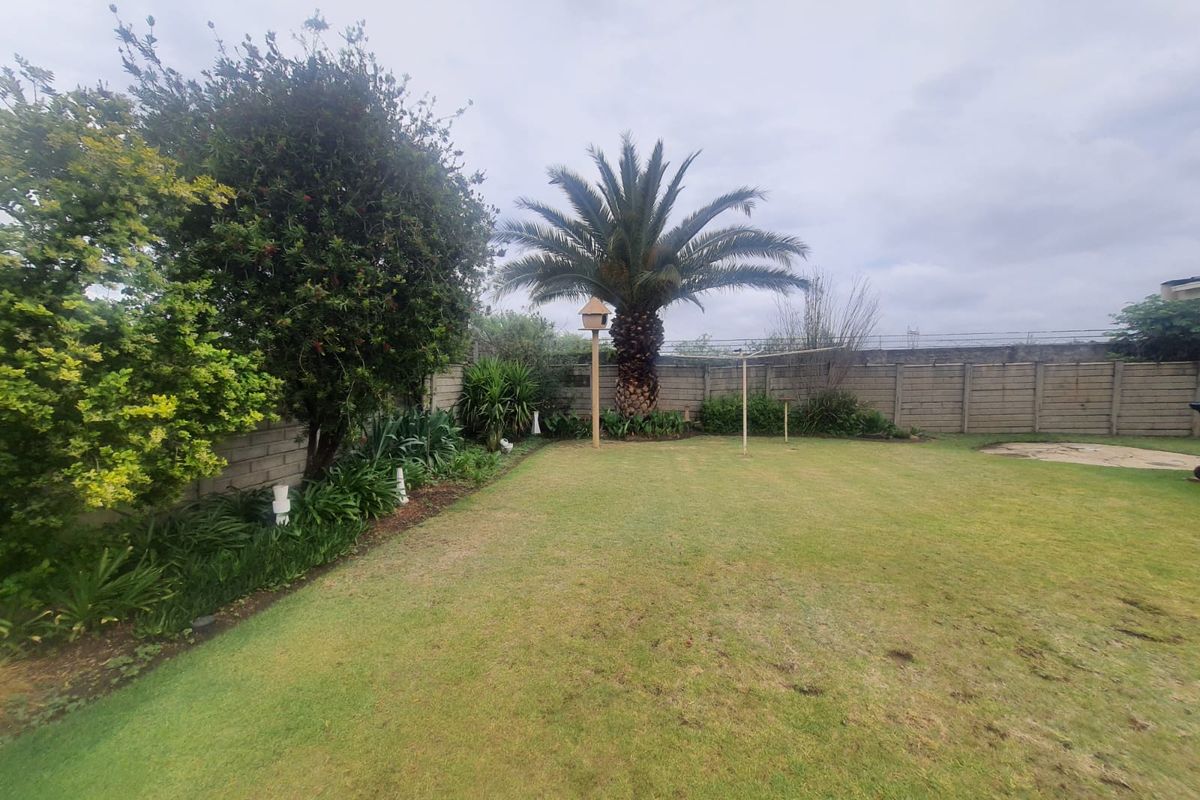 Perfect Buy In Flora Gardens For An Amazing Price. - Photo 5