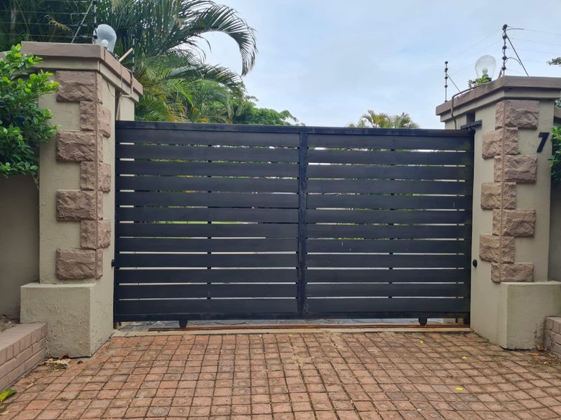 3 Bedroom house with flatlet to rent in Meerensee - Photo 5