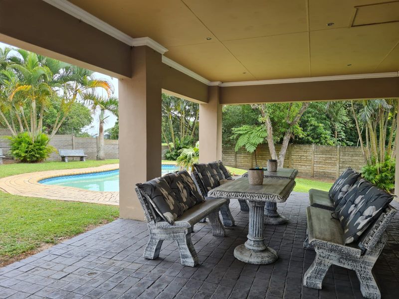 3 Bedroom house with flatlet to rent in Meerensee - Photo 2