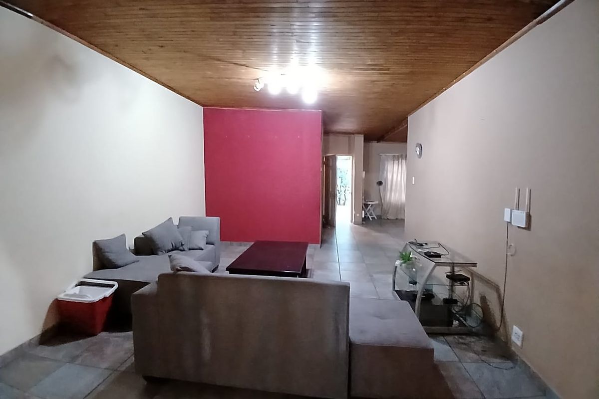 Entertainers home for sale in Sasolburg walking distance to schools and shopping centers - Photo 3