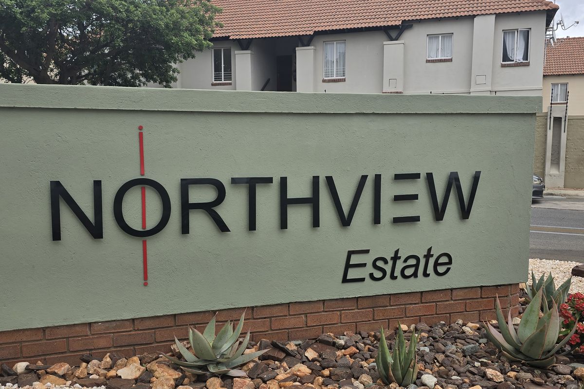 Vacant Land / Plot for Sale in North View Estate - Photo 3