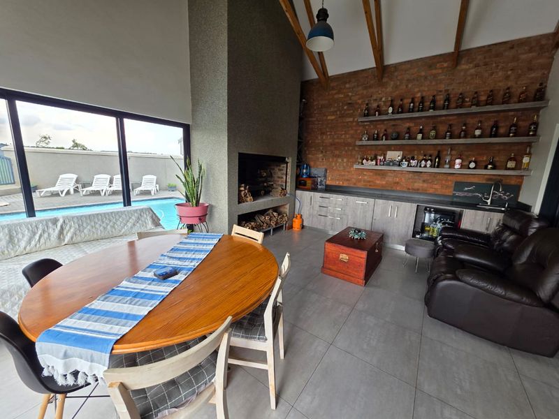 Magnificent Home for Sale in Exclusive Vaalpark Golf Estate! - Photo 9