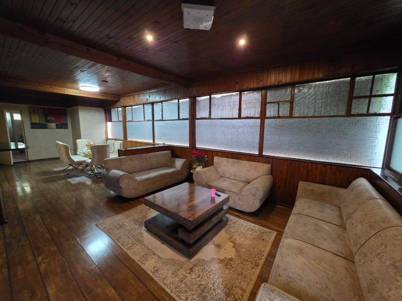 Beautiful Family Home for Sale in Sasolburg! - Photo 5