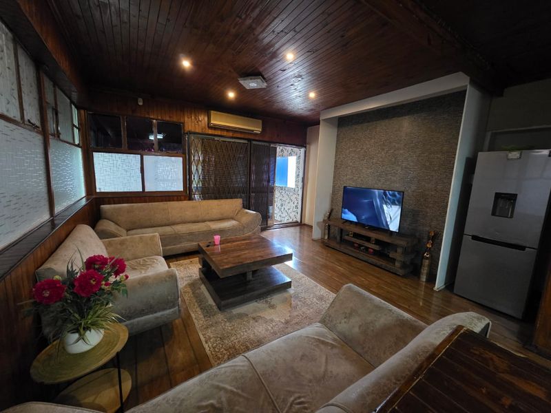 Beautiful Family Home for Sale in Sasolburg! - Photo 4