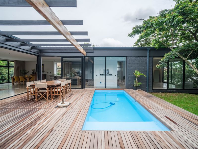 Large Family Home For Sale in Elaleni - Photo 10