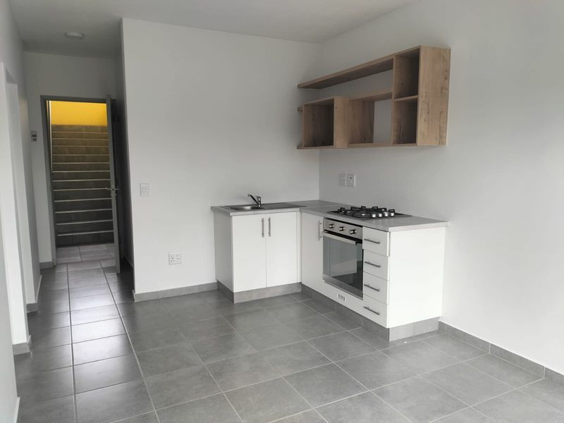 Ground Floor Apartment - Photo 3