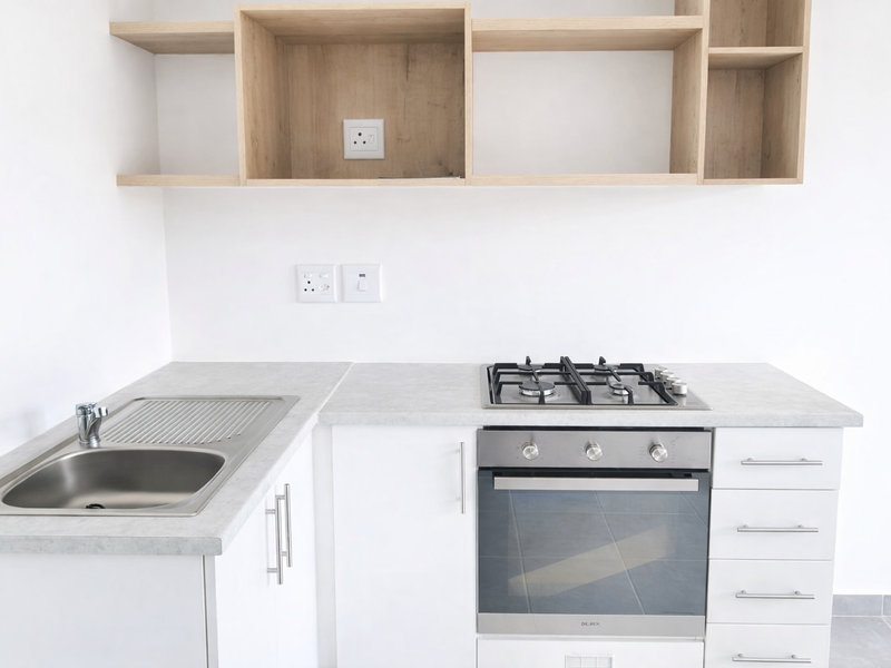 Ground Floor Apartment - Photo 3