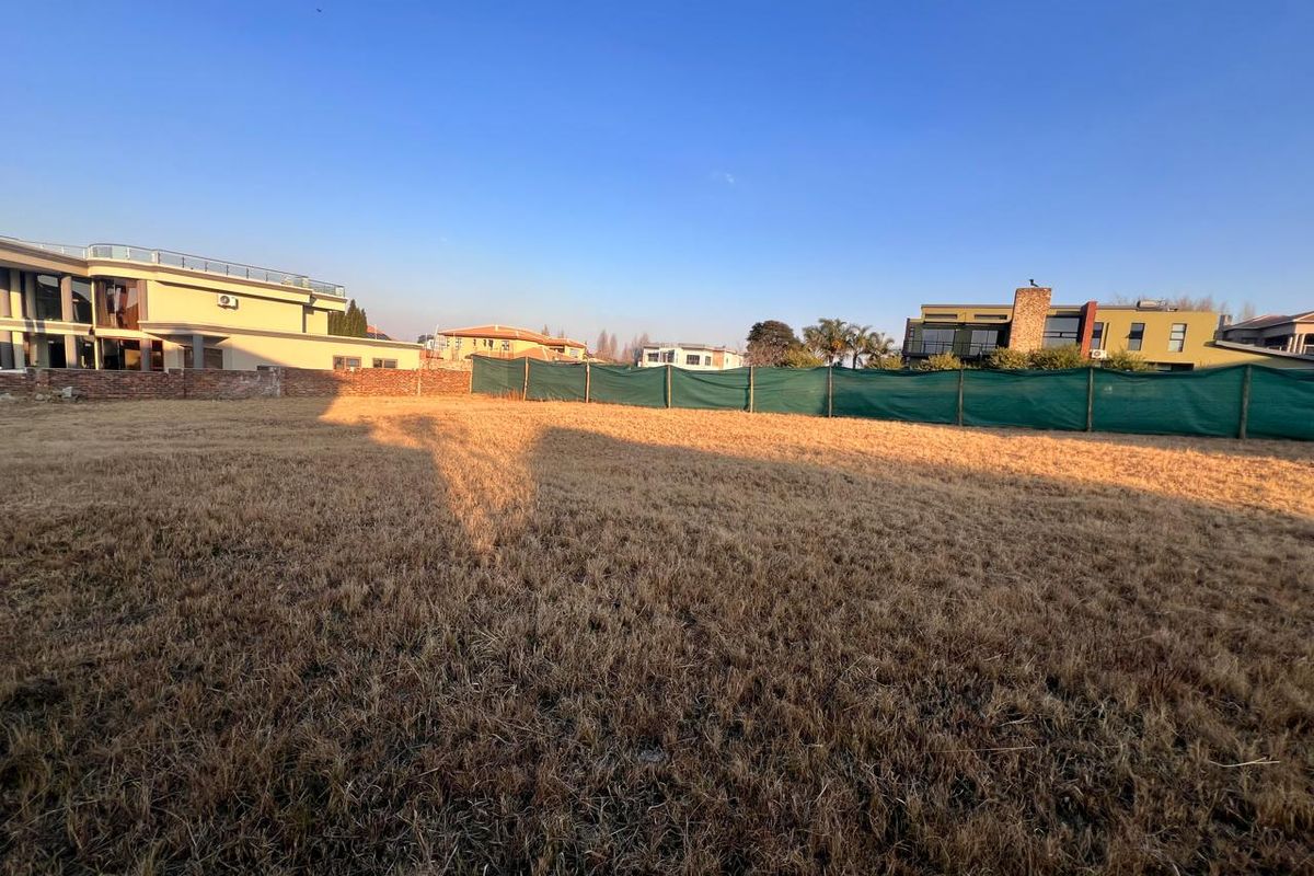 Vacant stand for sale - Photo 4