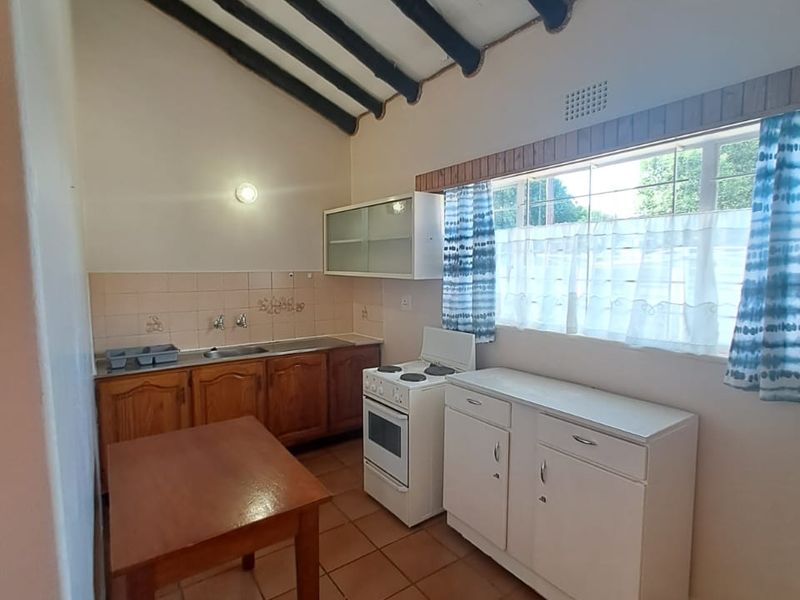 COZY BATCHELLORS FLAT AVAIL IN THREE RIVERS - Photo 9