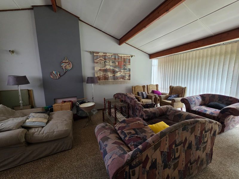 Beautiful House for Sale in Sasolburg! - Photo 4