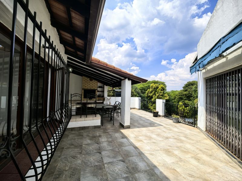 Spanish Style Delight in Northcliff - Photo 5