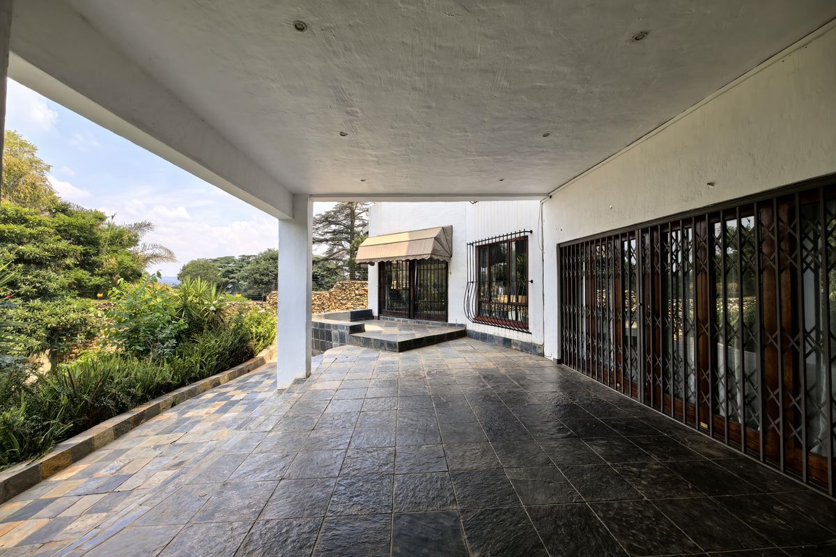 Spanish Style Delight in Northcliff - Photo 3