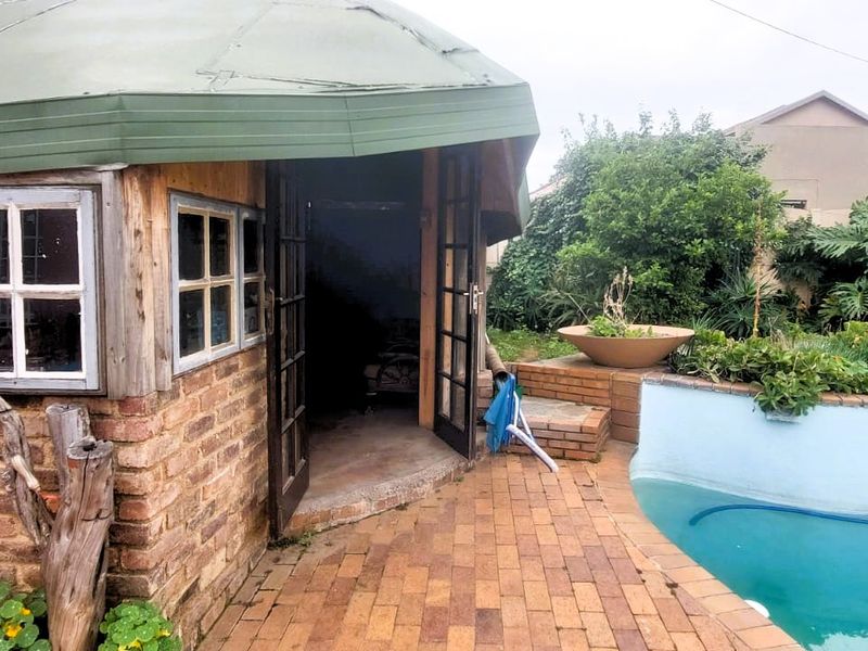 Unique Property with Approved Workshop - Photo 10