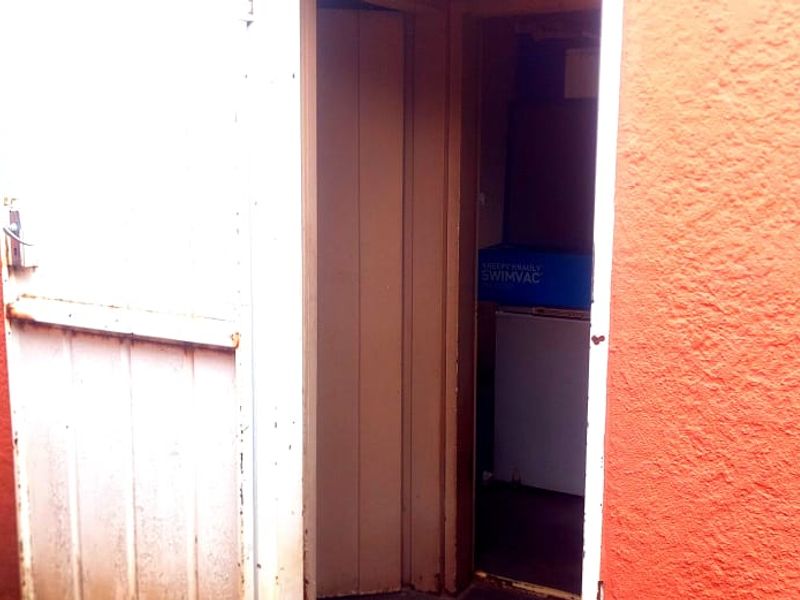 Unique Property with Approved Workshop - Photo 4