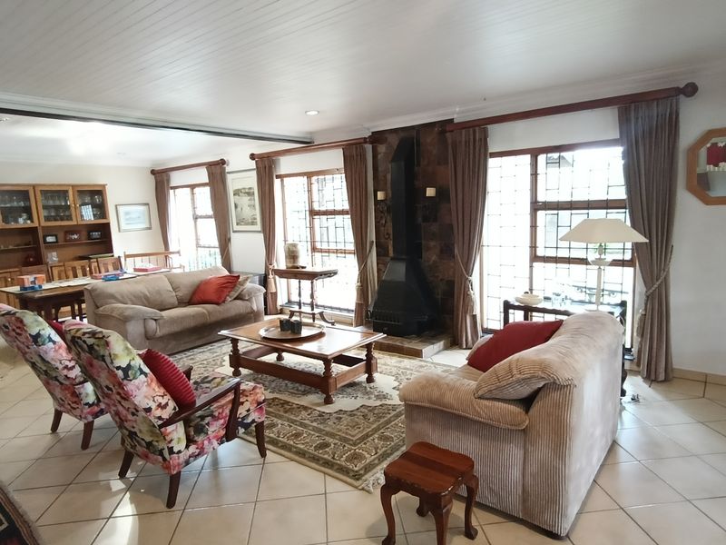 Perfect guesthouse or family compound. - Photo 10