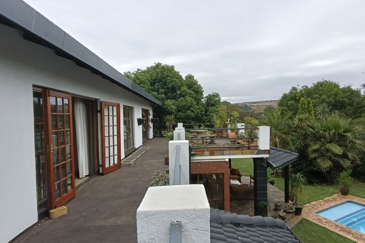 Perfect guesthouse or family compound. - Photo 4