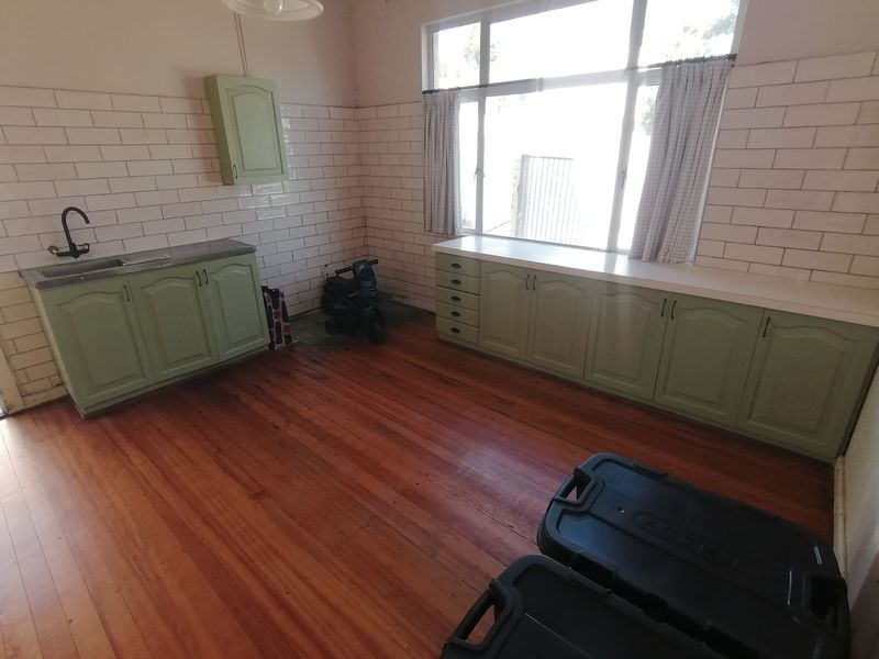 Looking for new family to make me their new home - Photo 10