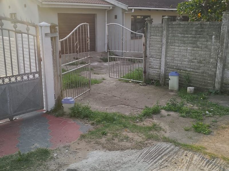 Affordable Home with Huge Yard – 608m2! - Photo 5