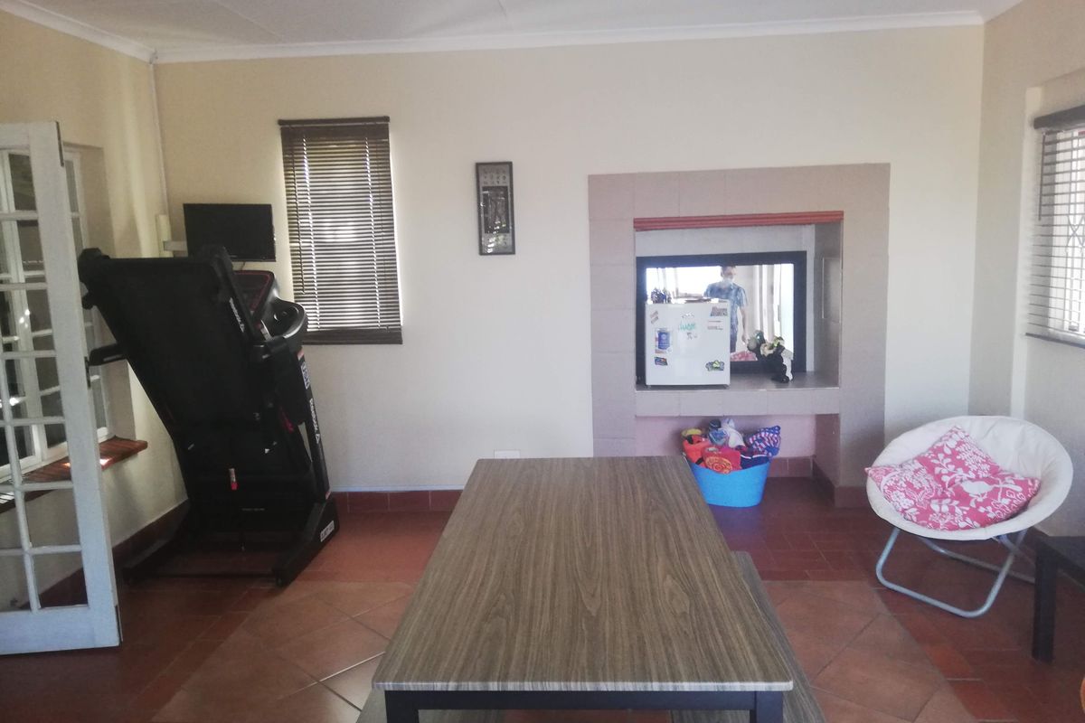 Beautiful 3-Bedroom Family Home for Sale! - Photo 5