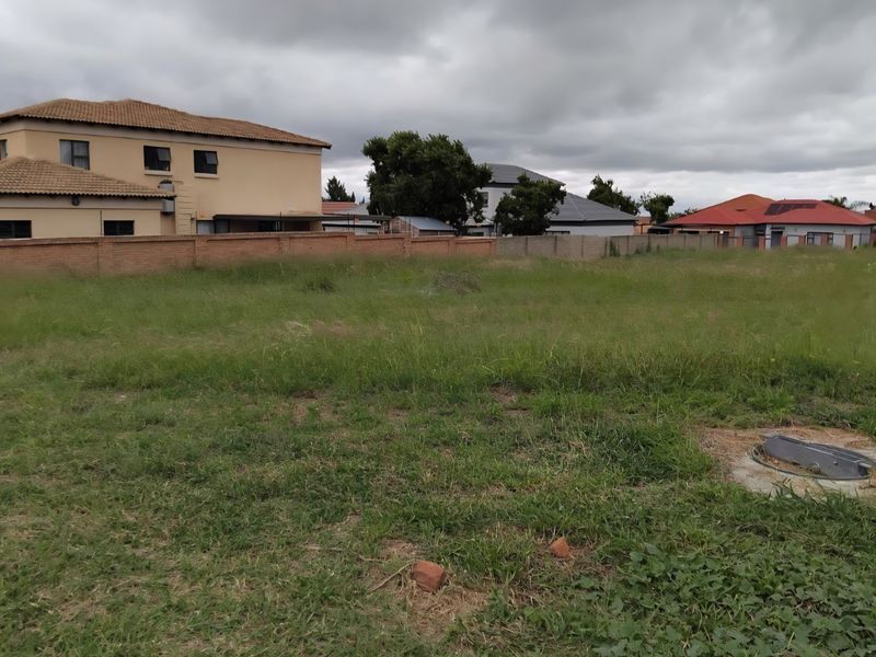 Vacant Land / Plot for Sale in North View Estate - Photo 3