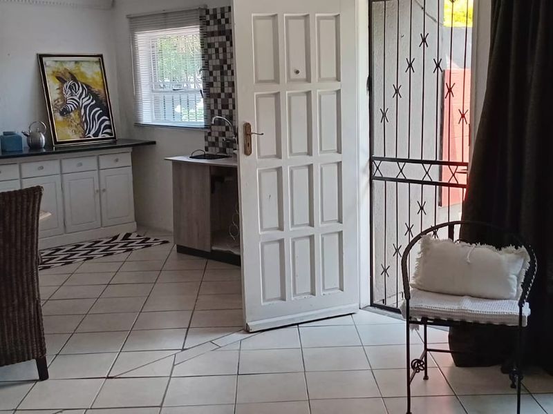 2 bedroom Garden cottage with water and electricity included in Brakpan, Sherwood Gardens - Photo 5