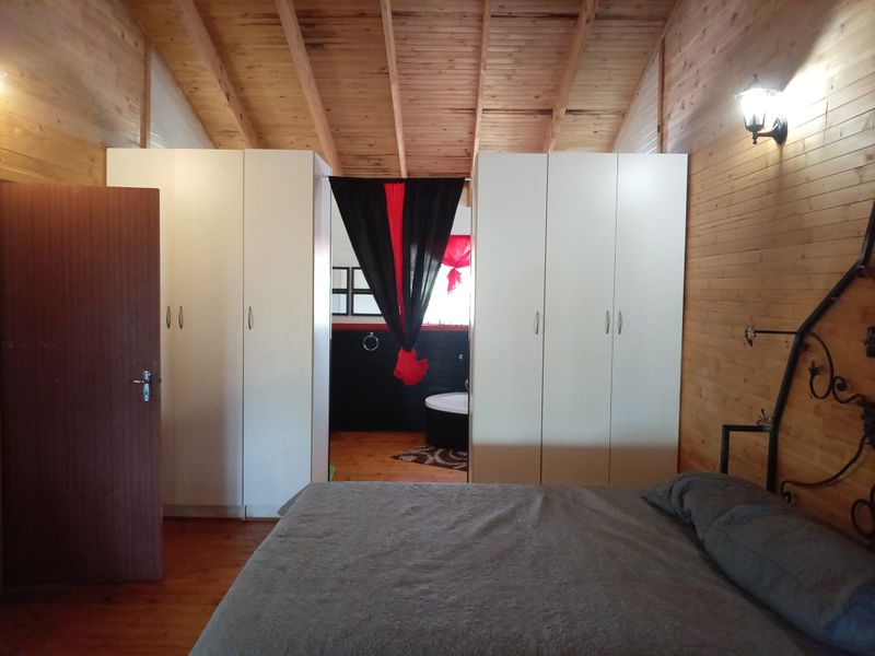 Holiday Home for Sale in a Wildlife Estate – Bushveld Escape - Photo 4