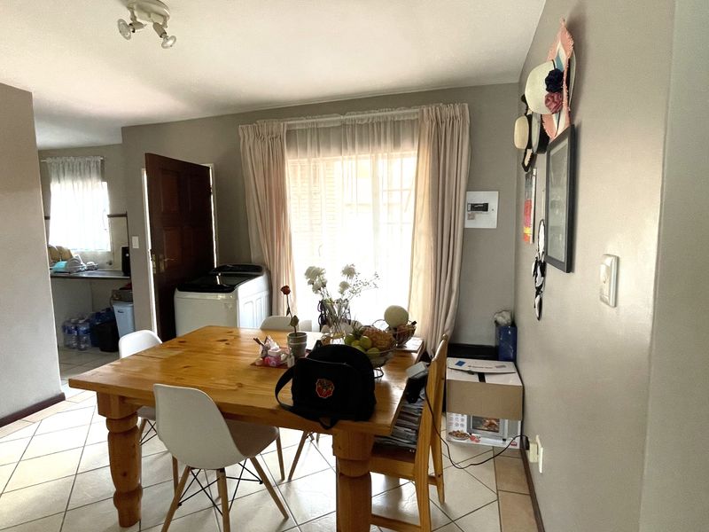 Modern 2-Bedroom Townhouse for Sale in Parklands Complex, Centurion - Photo 2