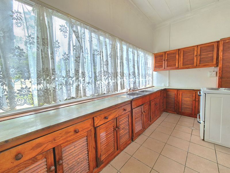 LOVELY HOME WITH A FLATLET FOR SALE! - Photo 5