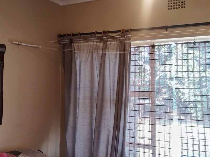 Great property close to patriot school. - Photo 6