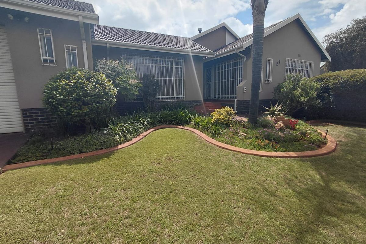 This is it!!!!! YOU ARE HOME.... - Photo 2