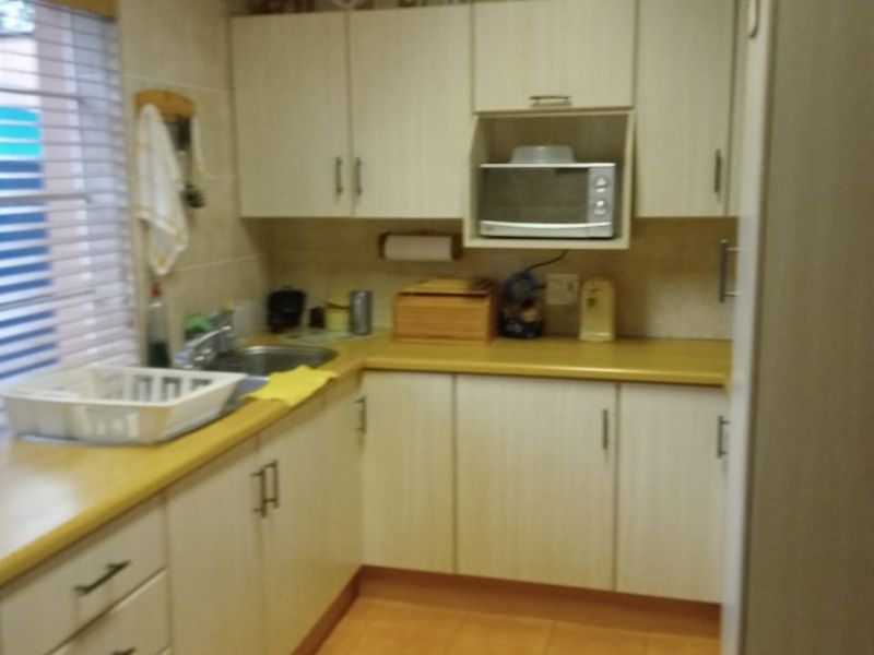 Charming Family Home in a Prime Location! - Photo 3