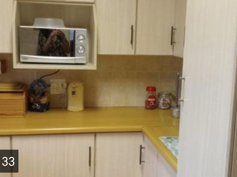 Charming Family Home in a Prime Location! - Photo 2