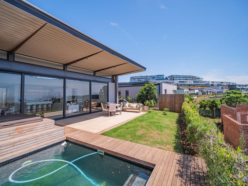 Luxurious 5-Bedroom Home with Panoramic Sea Views in Gold Coast Estate, Sibaya - Photo 8