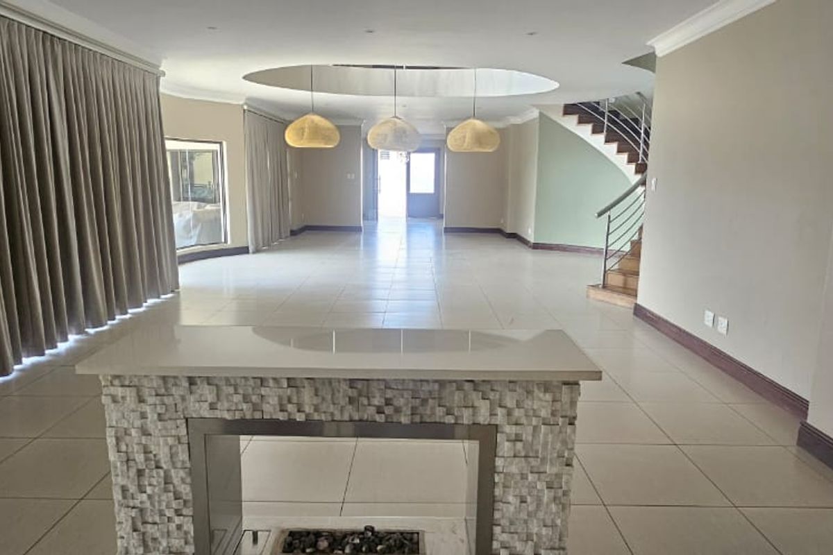 Come and experience luxury living is this modern property in a upmarket estate. - Photo 5